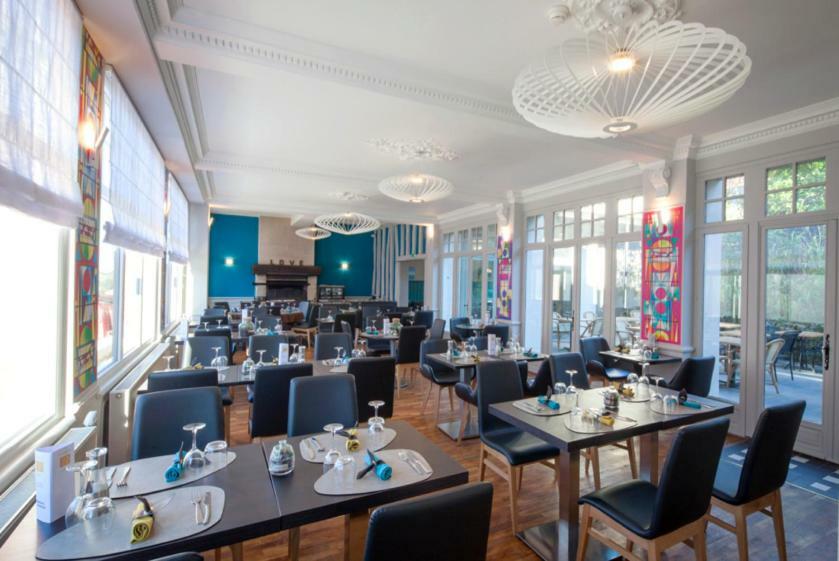 Logis - Hostellerie & Restaurant Du Marche Le Cateau-Cambresis Ngoại thất bức ảnh